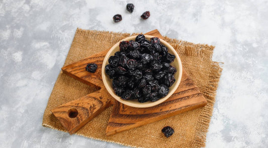 Discover the Health Benefits of Black Raisins